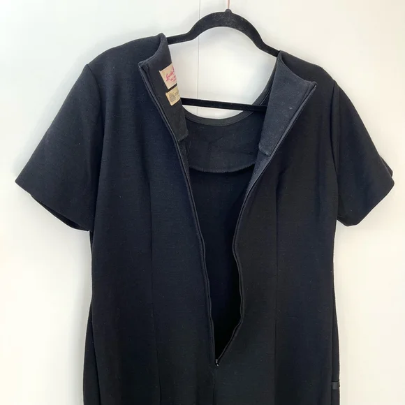 Vintage 1960s Black Wool Dress Mod Military Style Union Made in Canada approx 18 - Picture 12 of 14